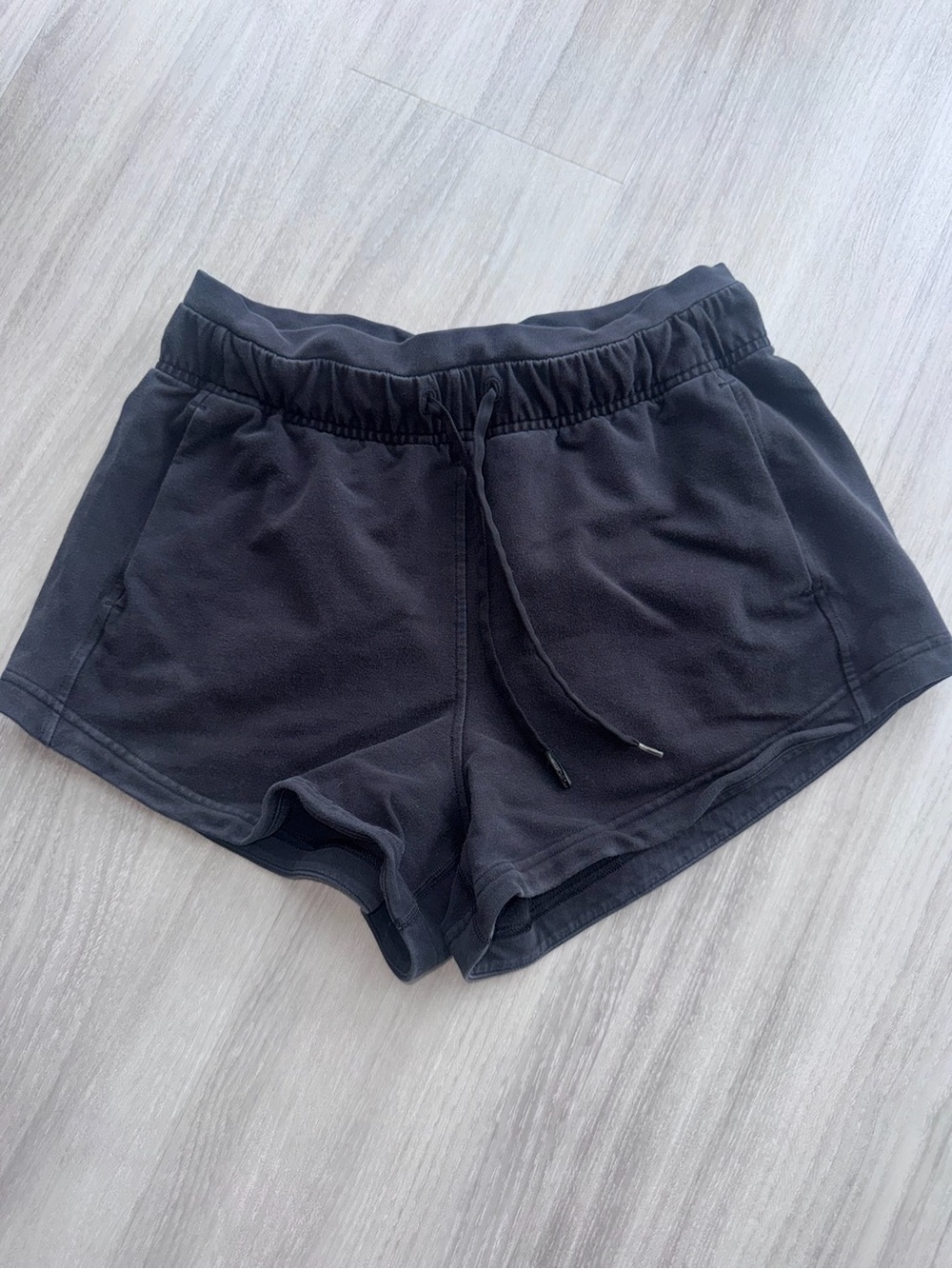 lululemon athletica Black Inner Glow High-Rise Short 3”
